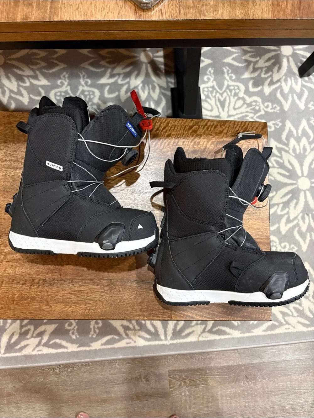 Burton Ski/Snowboard Boots. Zipline step on size 5 K